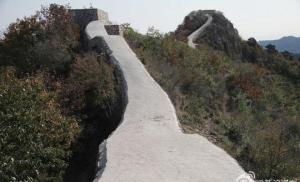 Indignación en China por restauración con cemento de la Gran Muralla