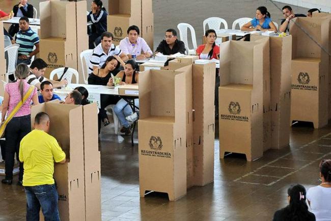 Intención de voto por el “sí” en plebiscito de paz baja al 54 % en Colombia