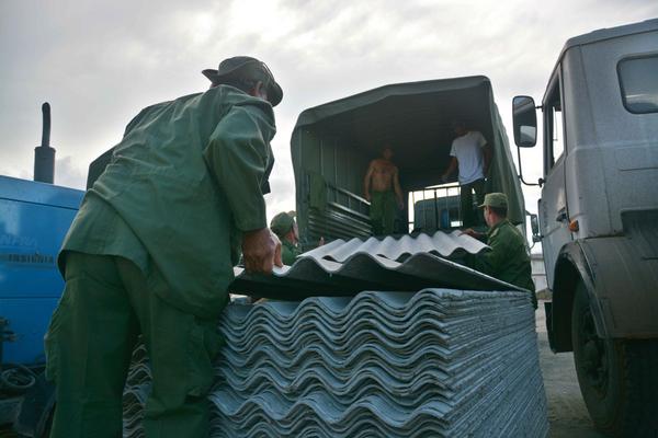 Gobierno envió ayuda a Cuba para paliar daños del paso del huracán Matthew