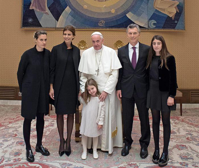 Papa Francisco y Macri abordaron la pobreza en Argentina en un encuentro “positivo”