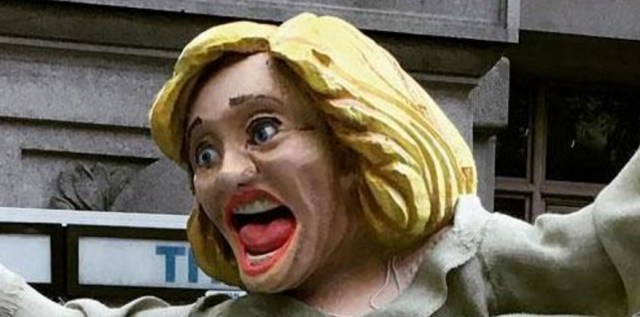 ¡Increíble! Mira la estatua de Hillary Clinton que causa revuelo en Nueva York