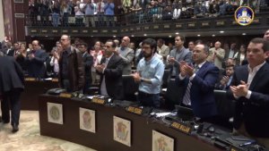 Asamblea Nacional declara la ruptura del orden constitucional