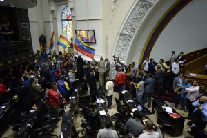 Unión interparlamentaria deplora la “invasión” del parlamento venezolano