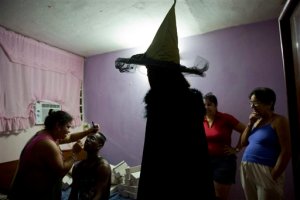 Fiestas de Halloween se ponen de moda en Cuba