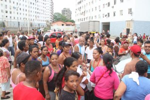 En Tanaguarena retuvieron camión de comida para exigir bolsas resueltas