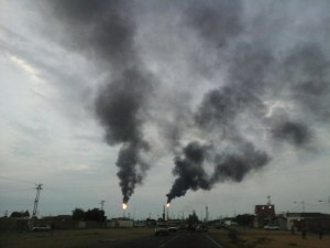 Refinería de Amuay produce gases que envenenan a la ciudad de Punto Fijo