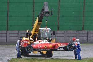 F1: Raikkonen sufre accidente tras fuerte lluvia en el GP de Brasil
