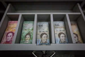 Este lunes entrarán en circulación los nuevos billetes de Bs. 5 mil y Bs. 10 mil