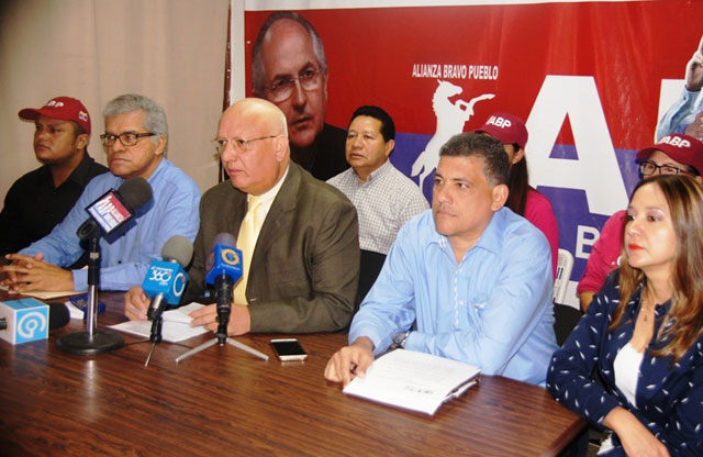 Alcides Padilla: Pueblo y Partidos Políticos debemos unir fuerzas para salir de ésta debacle socialista