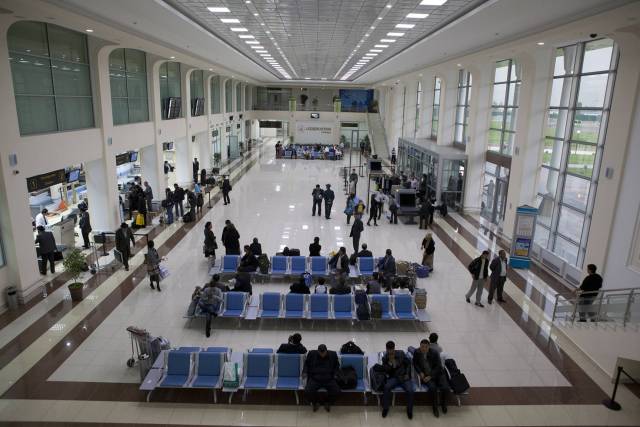 Terminal de pasajeros del aeropuerto de Tashkent U. A