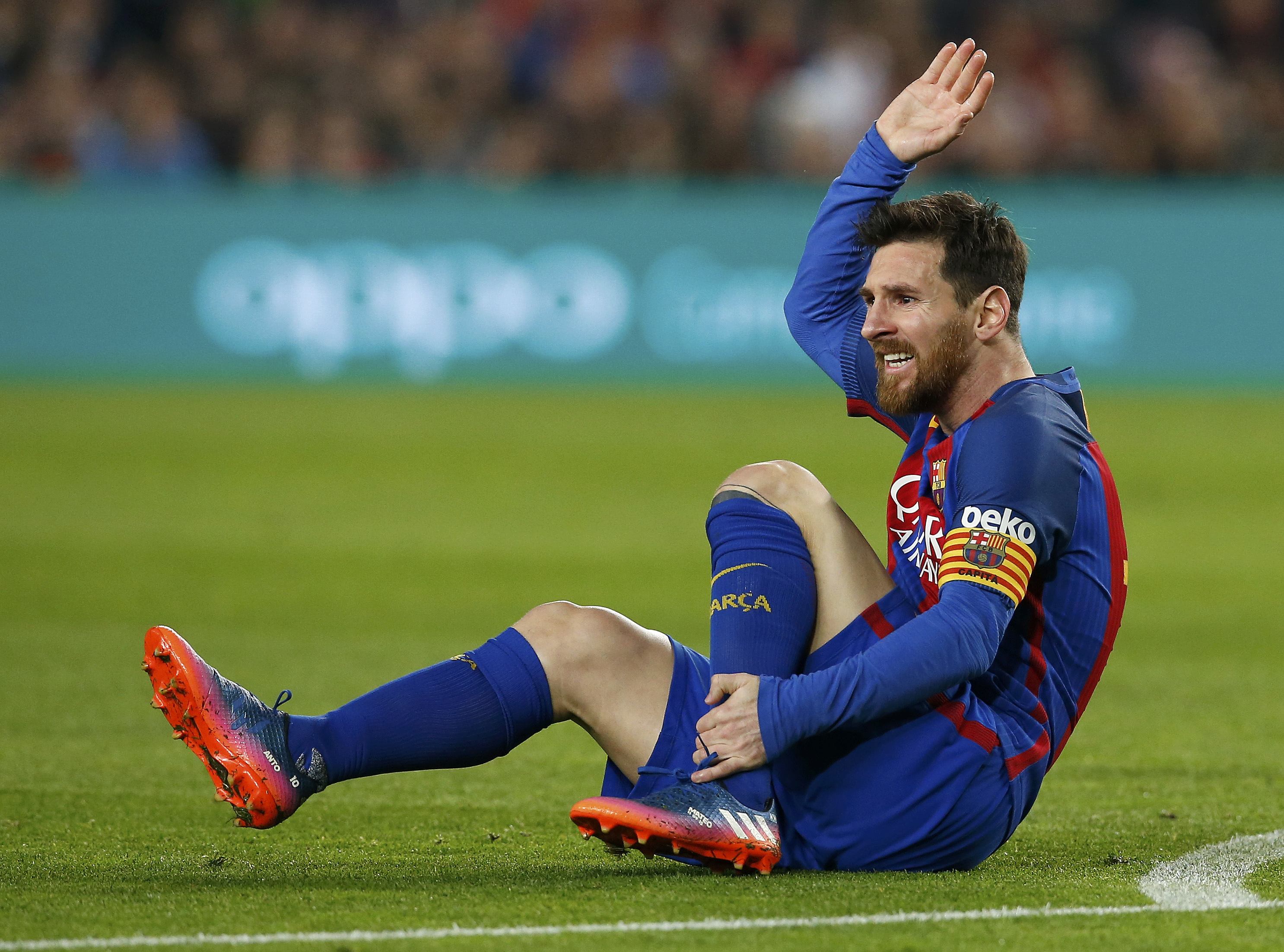 Fundación de Messi dona para remodelar alicaído polideportivo en Argentina