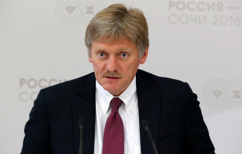 Kremlin desestima reporte sobre contactos de campaña de Trump con espías rusos