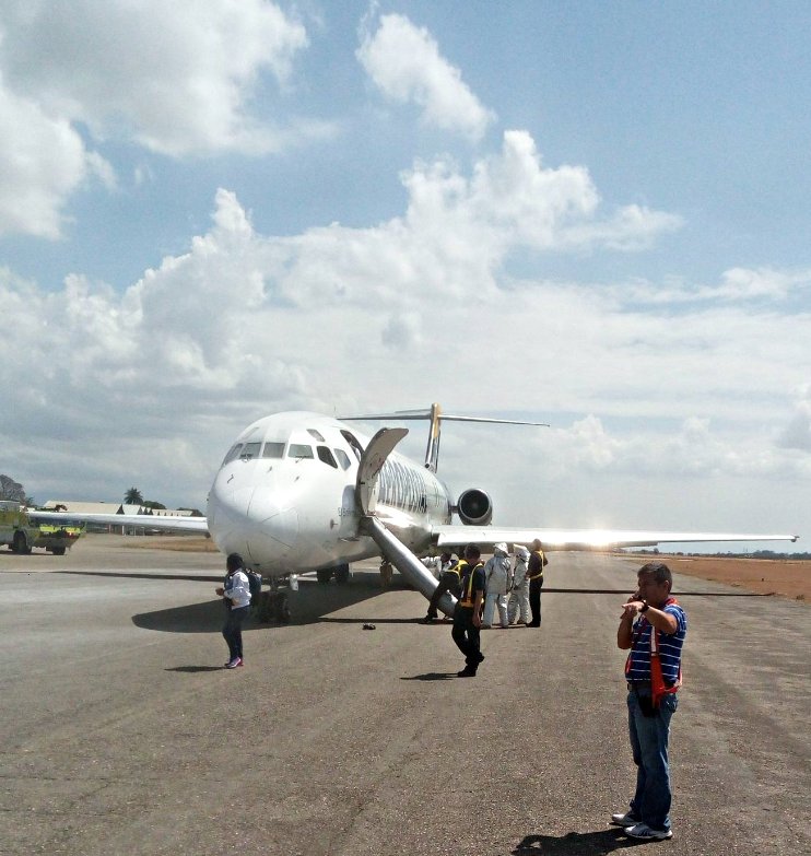 Avión de Aeropostal aterrizó de emergencia en Barquisimeto
