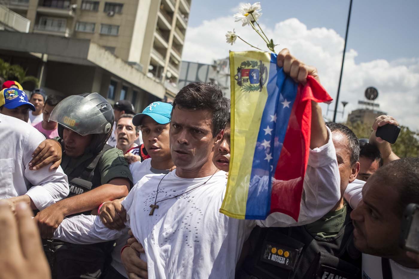 Leopoldo López: Sigamos luchando por una Venezuela libre y democrática (video)