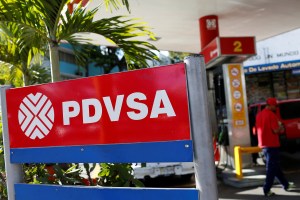 PDVSA ofrece acciones de empresa mixta en Venezuela a Rosneft