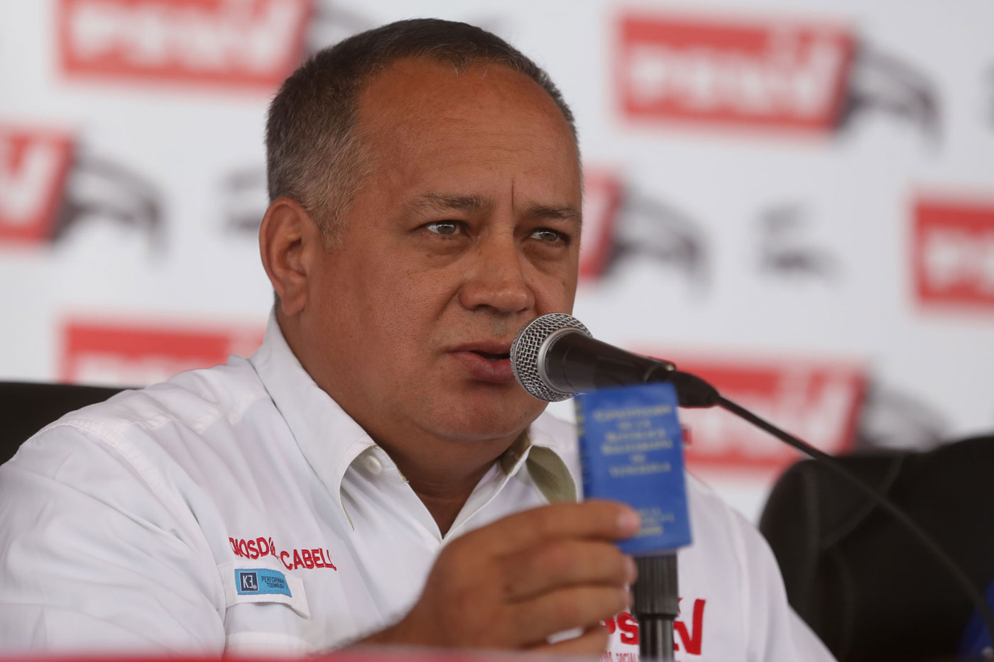Diosdado Cabello acusa a Semana de publicar temas para generar “una guerra con Venezuela”