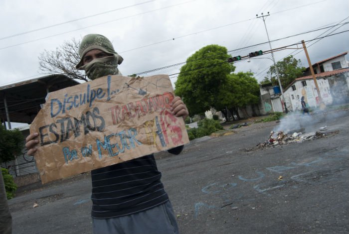 Palavecino en Lara se mantiene en resistencia (fotos)