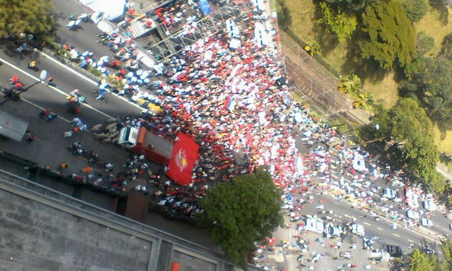 Así se ven las manifestaciones oficialistas en Caracas (fotos + video)