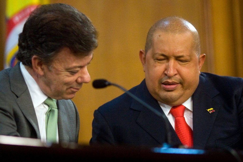 Santos dice que hace seis años le advirtió a Chávez que la revolución bolivariana fracasó
