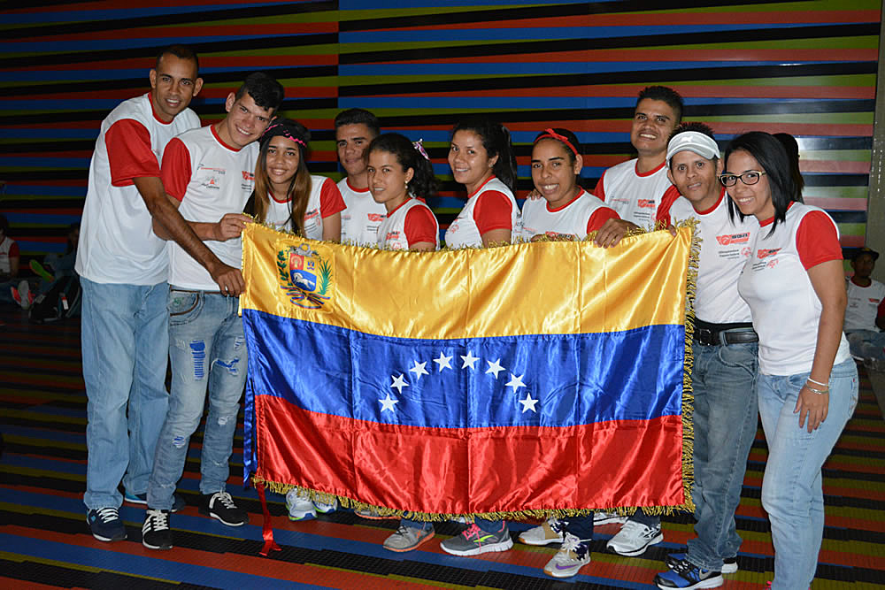 En vuelo de SBA Airlines partió la delegación venezolana a las Olimpiadas Especiales