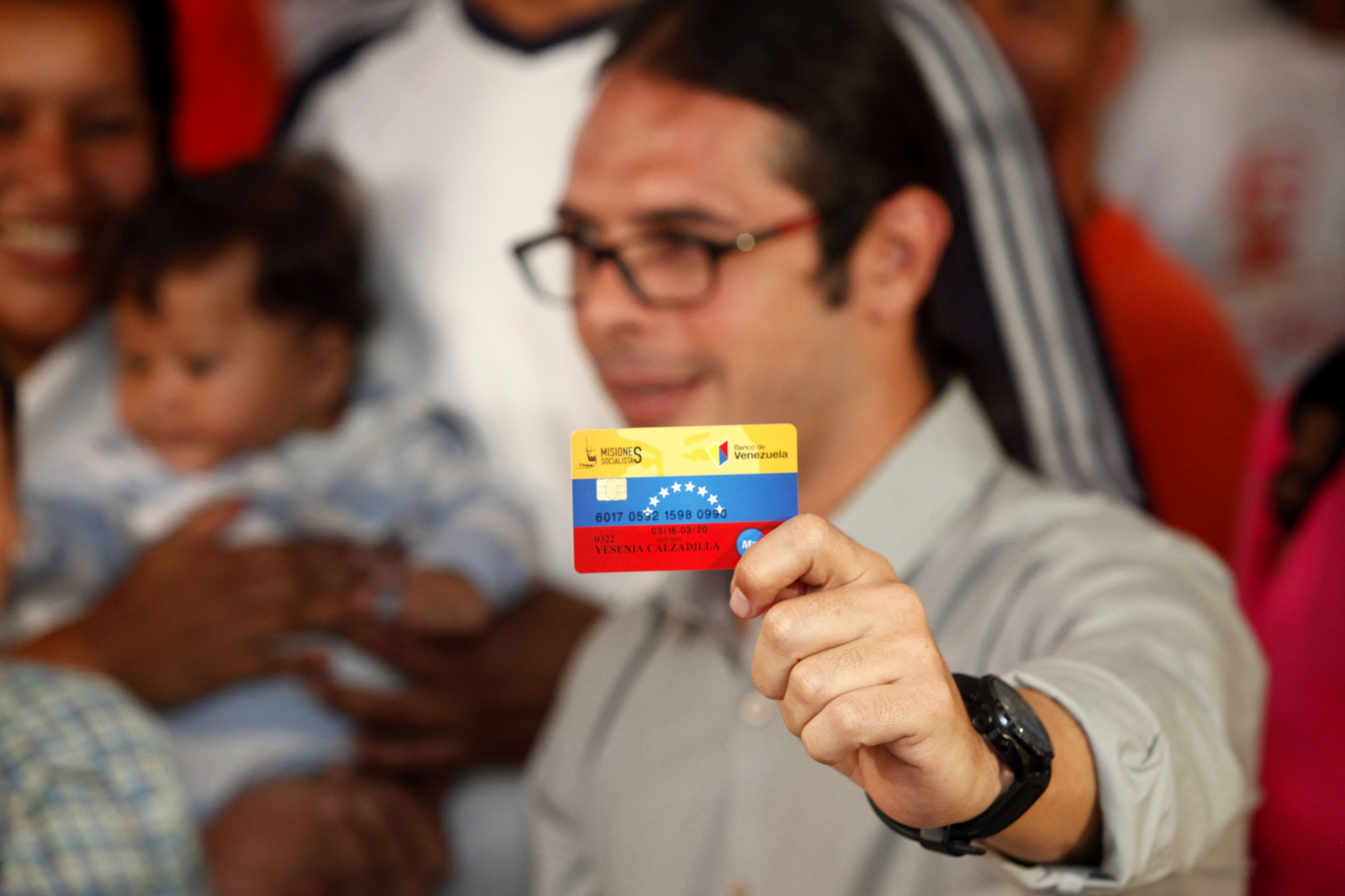 Maduro sube a Bs. 70 mil el beneficio de Hogares de la Patria (A quien les llega)