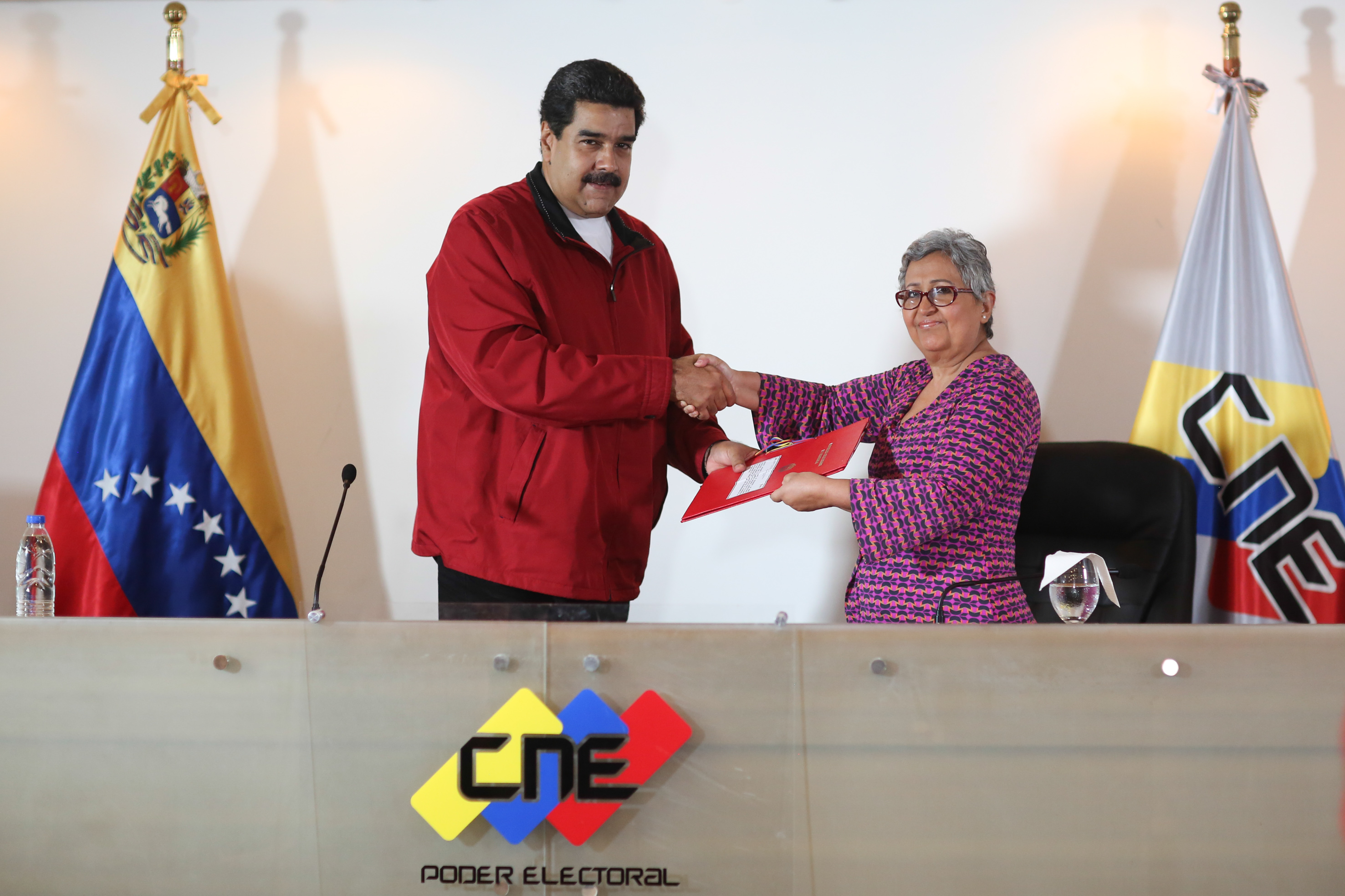 Eugenio Martínez: Si Maduro somete idea de ANC y bases comiciales a referendo consultivo, pierde