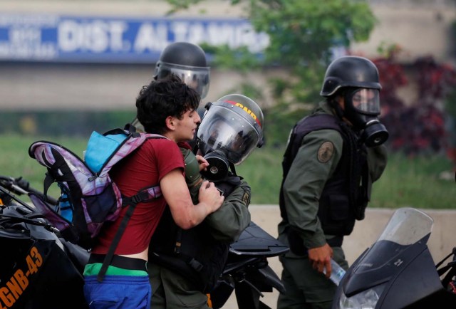 REUTERS/Carlos Garcia/Represión en Venezuela 