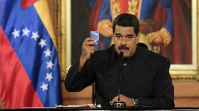 Maduro intenta vender su Constituyente en las felicitaciones del Día de las Madres