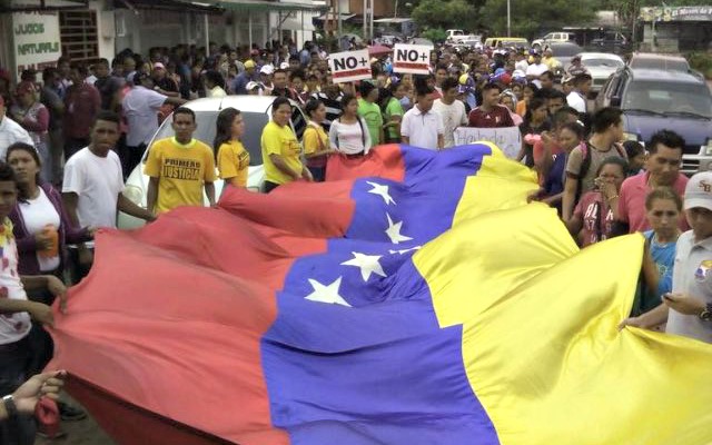 Amazonas se moviliza al CNE en rechazo a la Constituyente #31May (Fotos)