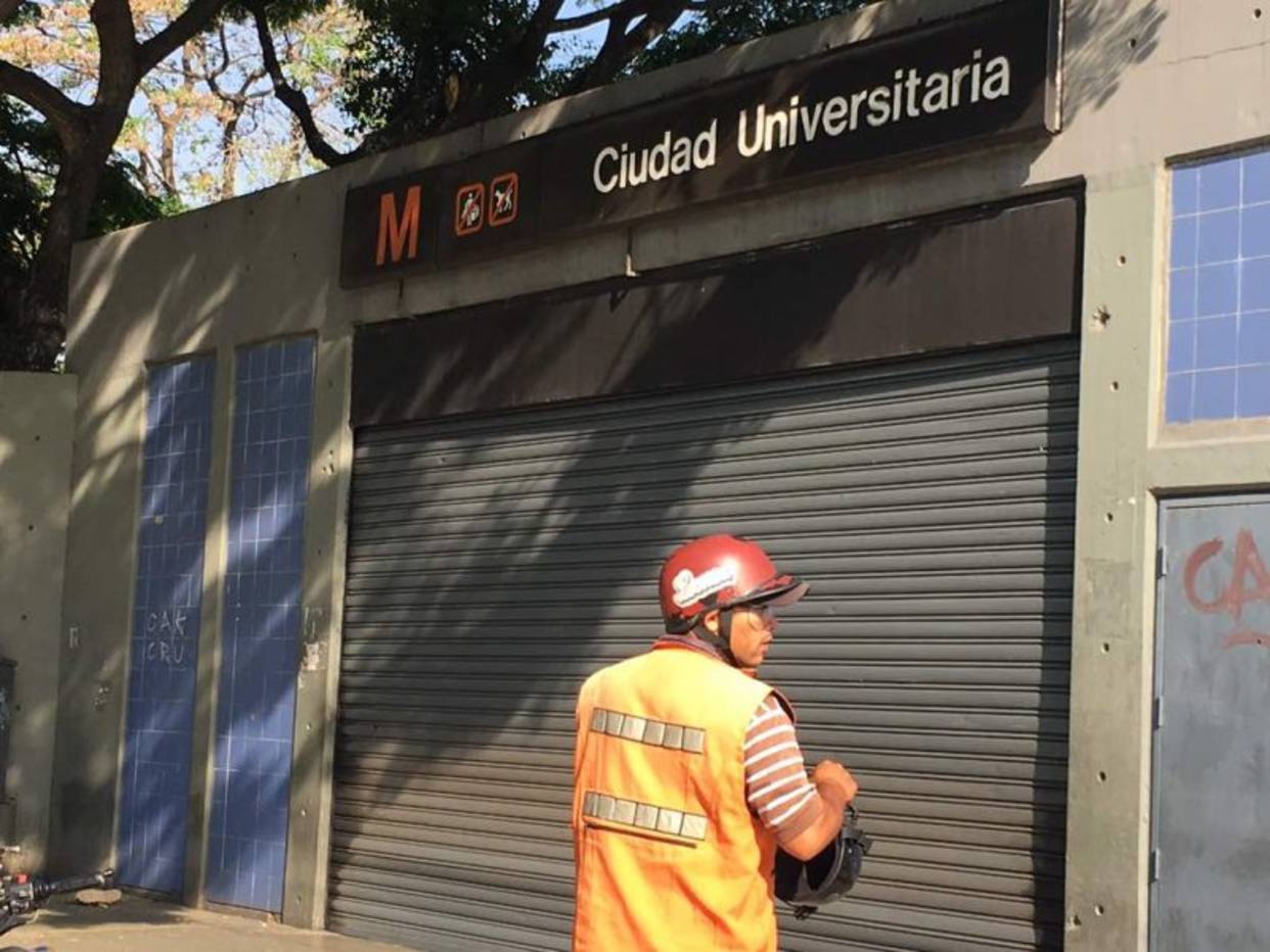 Como para no perder la costumbre … El Metro cerró UNA estación este #16Jun