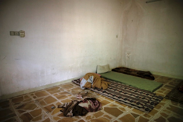 Los prisioneros dormían en colchones similares a los de la foto.