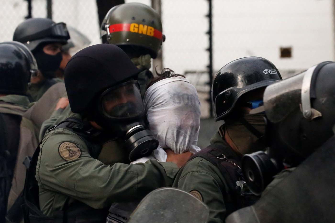 La oposición venezolana liderada por Juan Guaidó instó a denunciar los “crímenes de lesa humanidad” en Venezuela