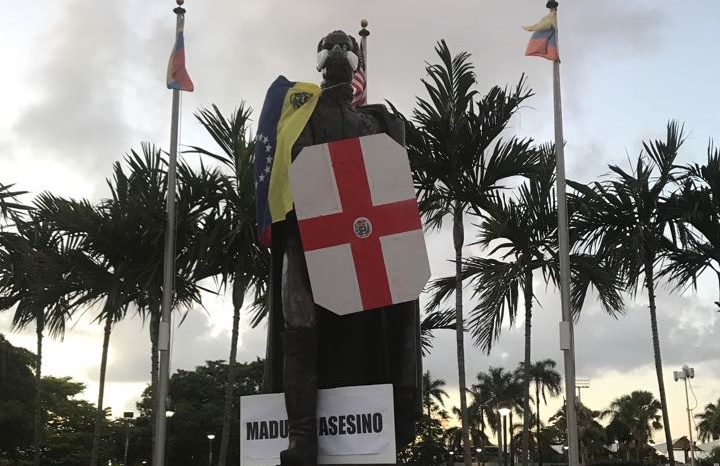 De Europa a América: El Bolívar de la resistencia cada vez más cerca, apareció en Miami (Fotos)