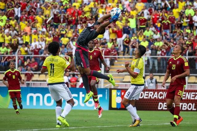 El portero de la selección venezolana, Wilker Fariñez, realizó un trabajo impecable (Foto: EFE)