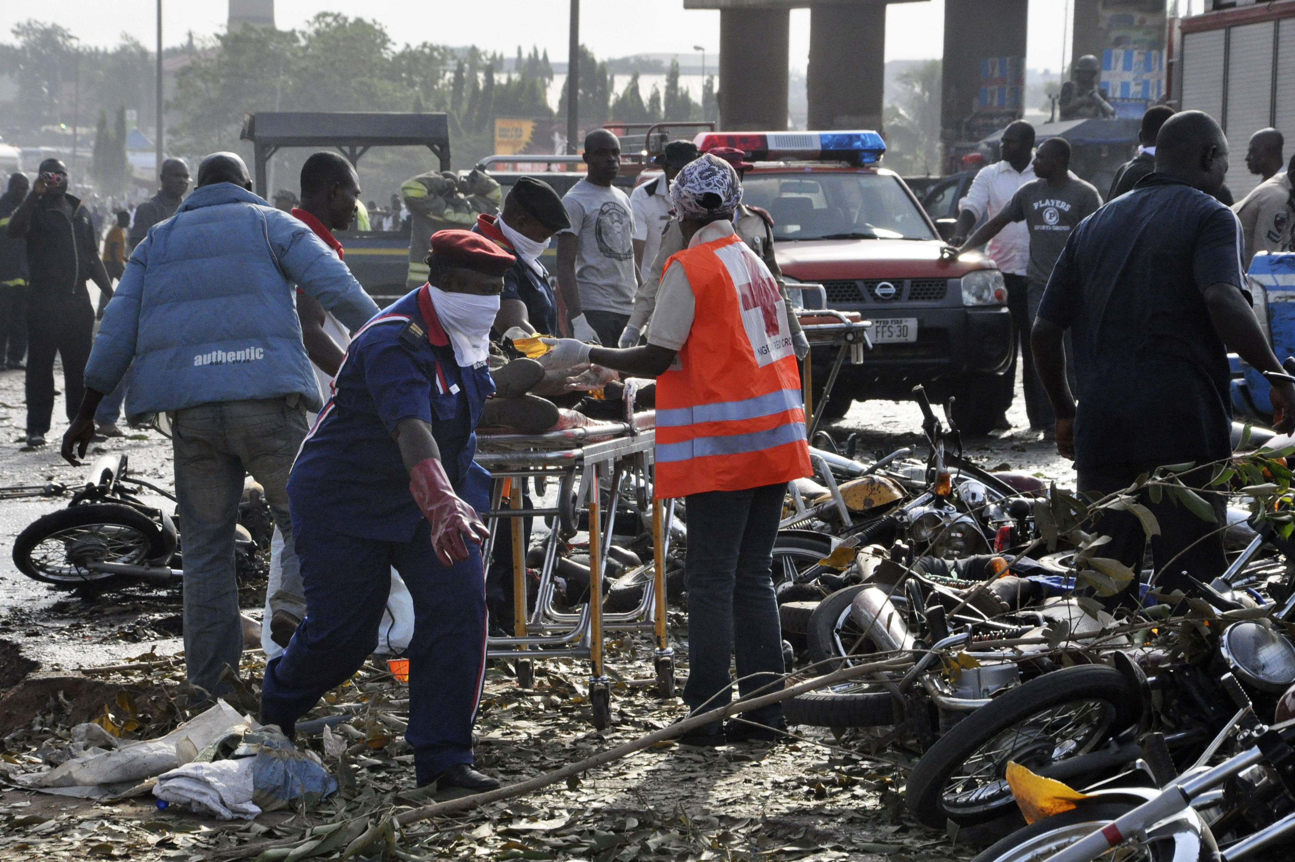 Al menos 27 muertos y más de 80 heridos en par de atentados suicidas en Nigeria