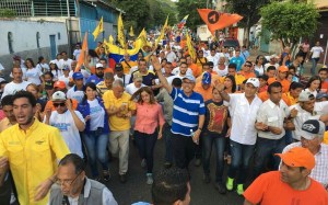 Ismael García recorrió las calles de La Victoria en la caminata del cambio