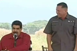 Maduro viaja a Kazajistán para discutir precios del petróleo