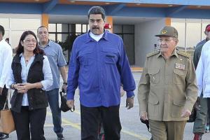 Maduro regresa a Caracas tras su fin de semana en Cuba