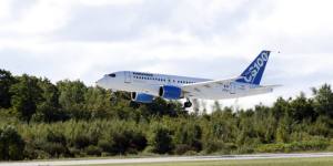 Airbus compra a Bombardier el 50% del negocio del programa del avión C-Series