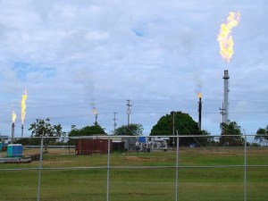 Shell al auxilio de Pdvsa: firmaron contrato de servicios para aprovechamiento de gas en Monagas