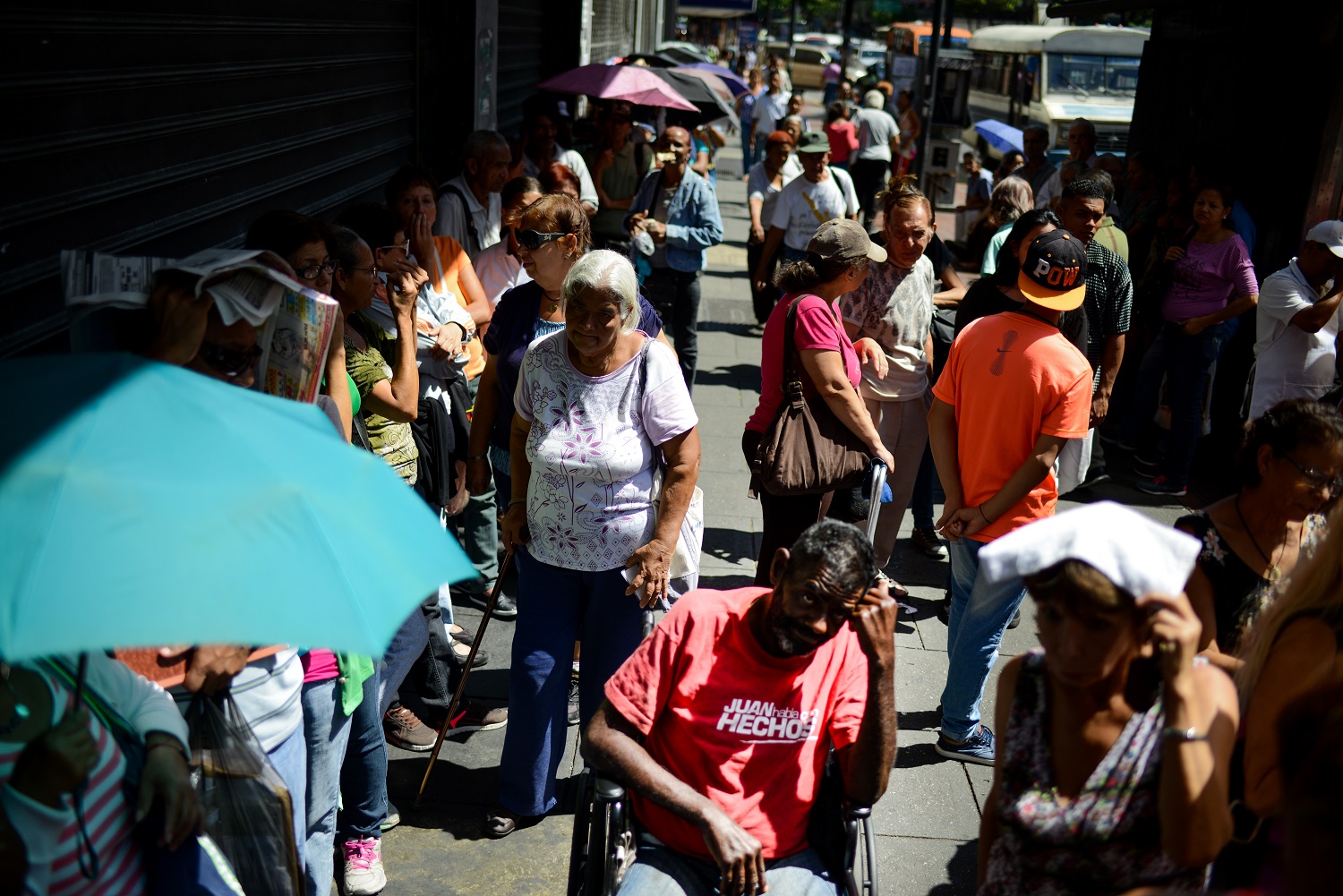 Consecomercio advierte que aumento salarial se diluye ante la hiperinflación