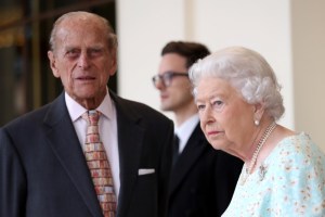 El príncipe Felipe cumple 97 años sin perder el estilo