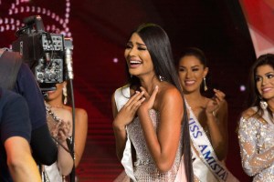 Una morena de medidas perfectas es Miss Venezuela 2017 (Fotos)