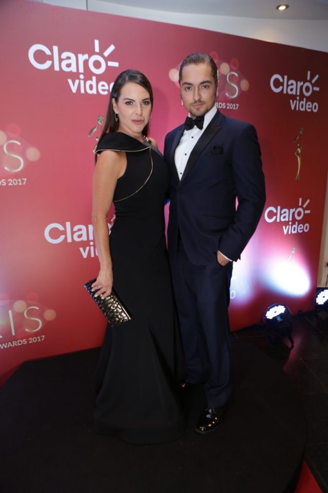 Foto: La actriz Kate del Castillo junto al actor venezolano Alec Whaite / bufeo.do