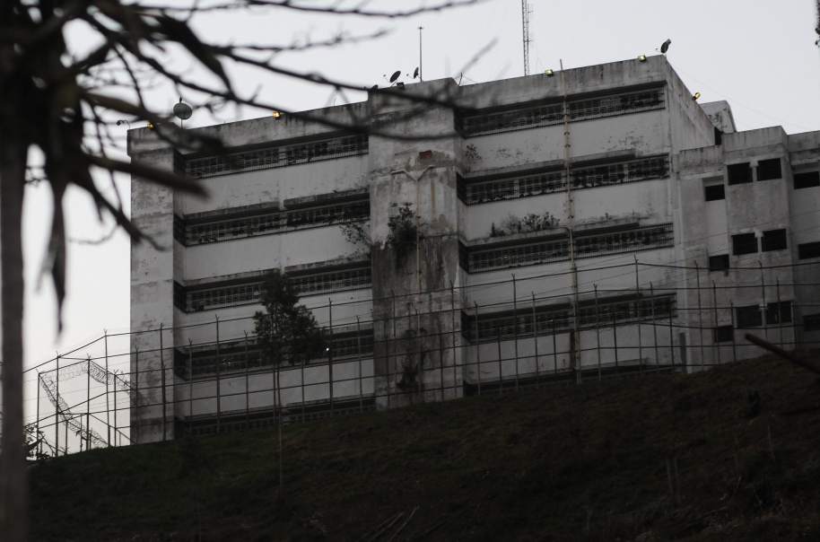 Tres presos políticos en cárcel de Ramo Verde tienen complicado estado de salud, denuncia Foro Penal