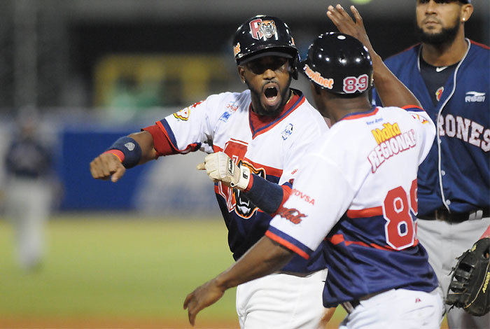 Tigres de Aragua dejó en el terreno a Tiburones de La Guaira