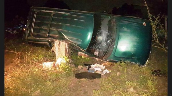 Delincuente murió junto a víctima secuestrada tras volcar vehículo cuando huía de la policía en Barinas