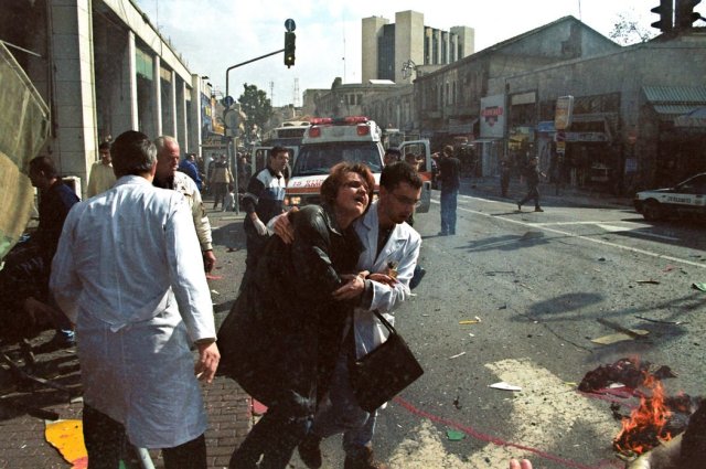 La situación después de que un atacante suicida palestino se hizo estallar en Jerusalén oriental en 2001 Credit Getty Images