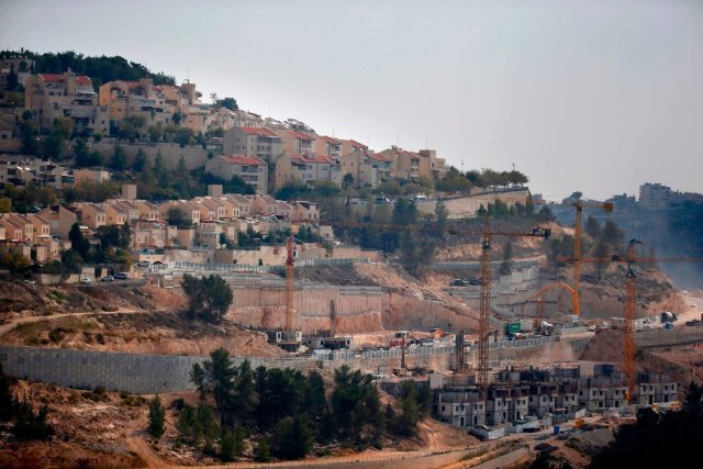 Una construcción en un asentamiento judío en el sector este, mayormente palestino, de Jerusalén, en noviembre Credit Ahmad Gharabli/Agence France-Presse — Getty Images