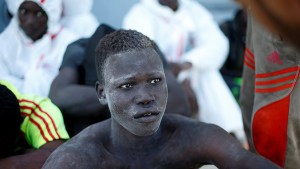 Mutilados y asados vivos: El destino de los esclavos nigerianos vendidos en Libia